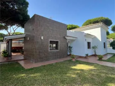 Casa adosada en LA BARROSA - Foto 1