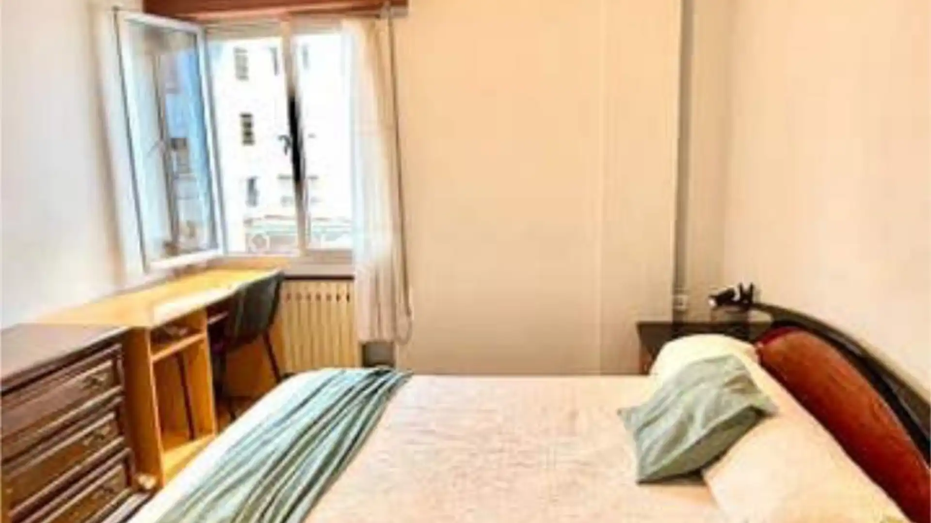 Piso en Ciudad Naranco - Foto 1