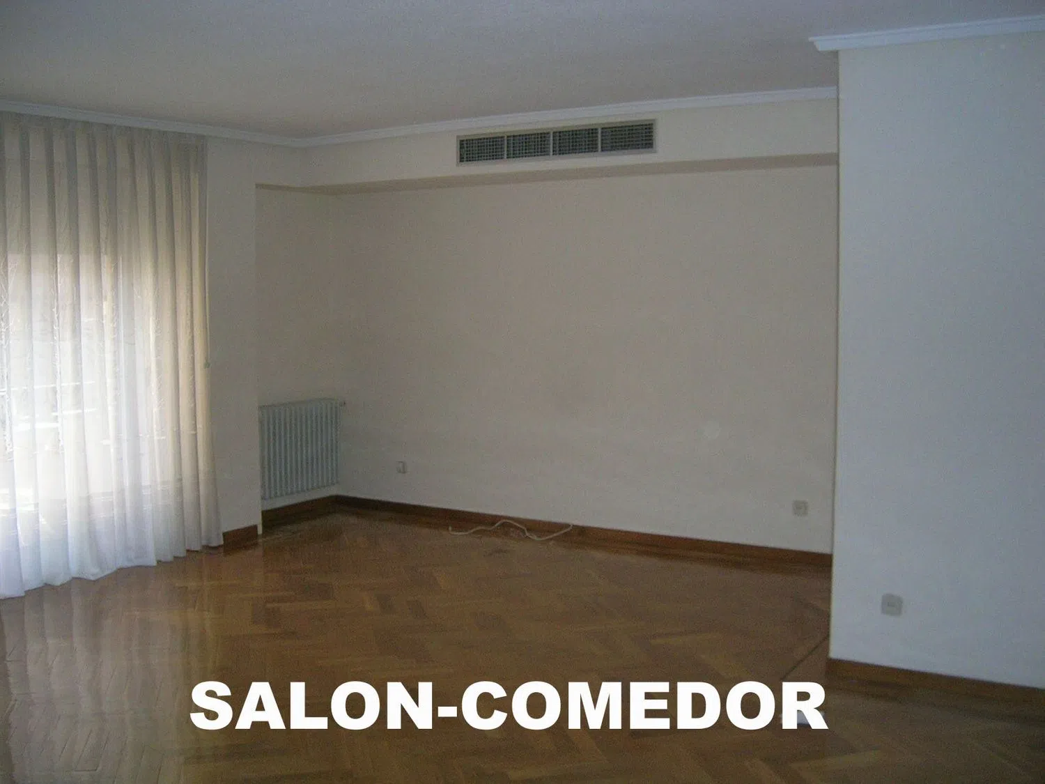 Piso en calle Víctor Andrés Belaunde, 8 - Foto 1