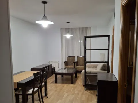 Dúplex en plaza Fuente Honda, 7