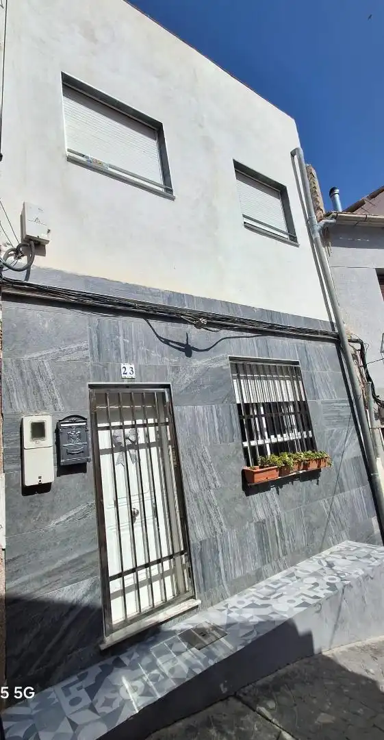 Planta baja en  Calle San Francisco de Asís 32 - Foto 4