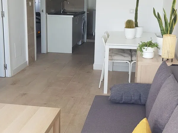 Piso en calle de Sáhara, 26