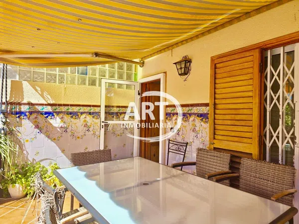 Chalet adosado en Calle de Santa Teresa - Foto 6
