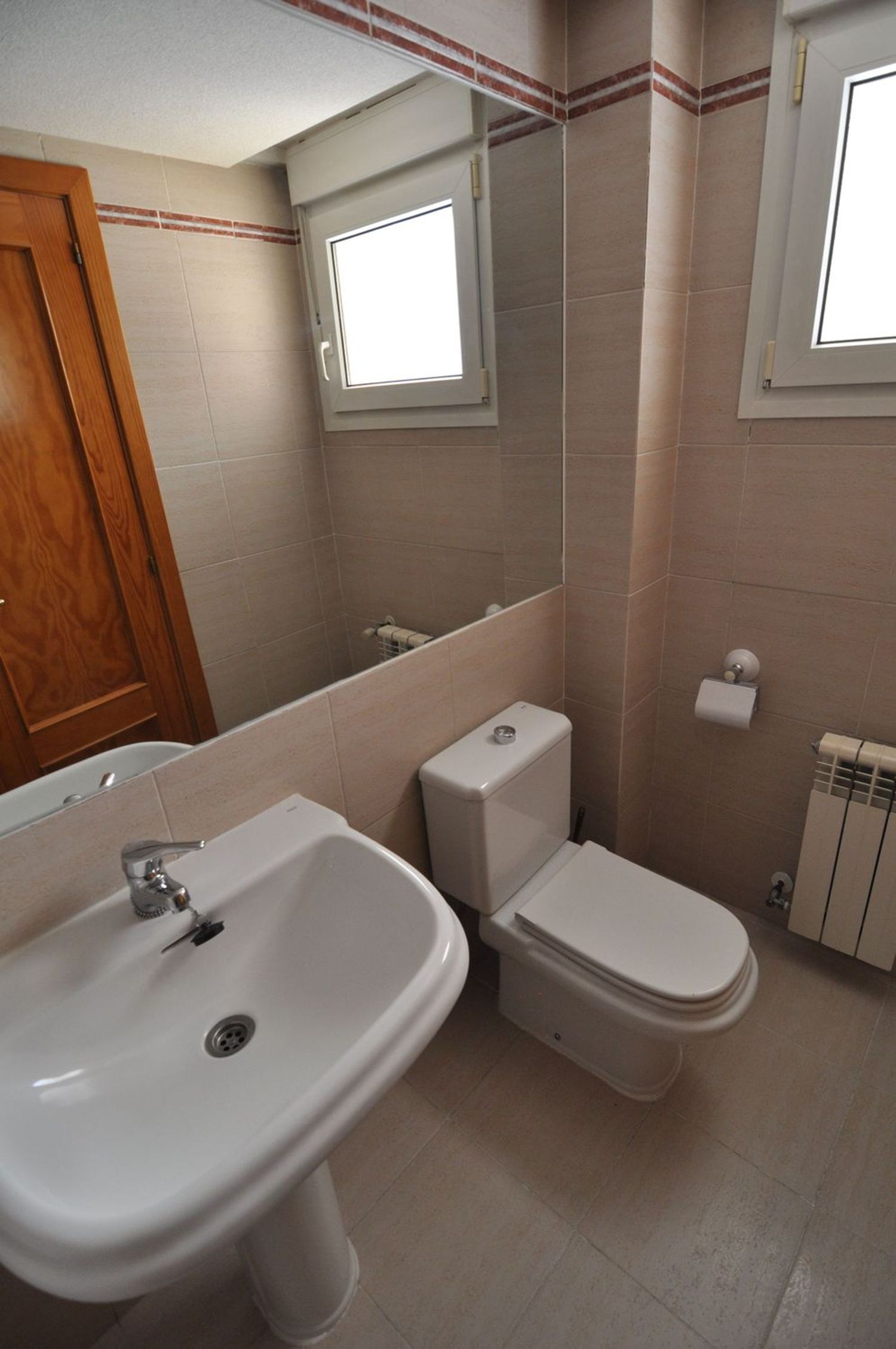 Chalet adosado en Calle Azuqueca de Henares, 26, San Roque-Concordia-Adoratrices, San Roque-Concordia-Adoratrices - Foto 4