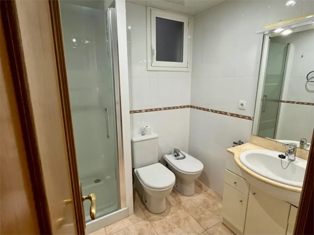 Piso en  Carrer de Roig i Solé 1 - Foto 12