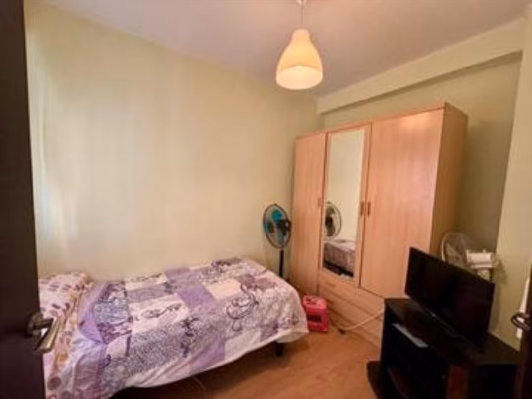 Piso en  Carrer Sidi-Ifni 11 - Foto 11