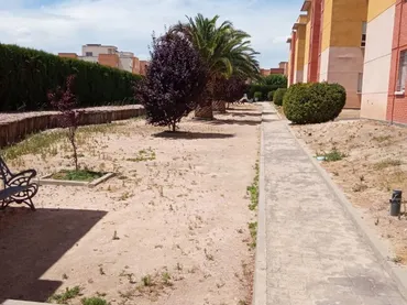 Piso en  Avenida de los Descubrimientos 7 - Foto 1