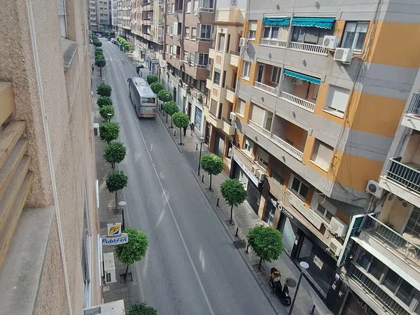 Piso en Avenida de Granada, 20, San Ildefonso - Catedral, San Ildefonso - Catedral - Foto 2