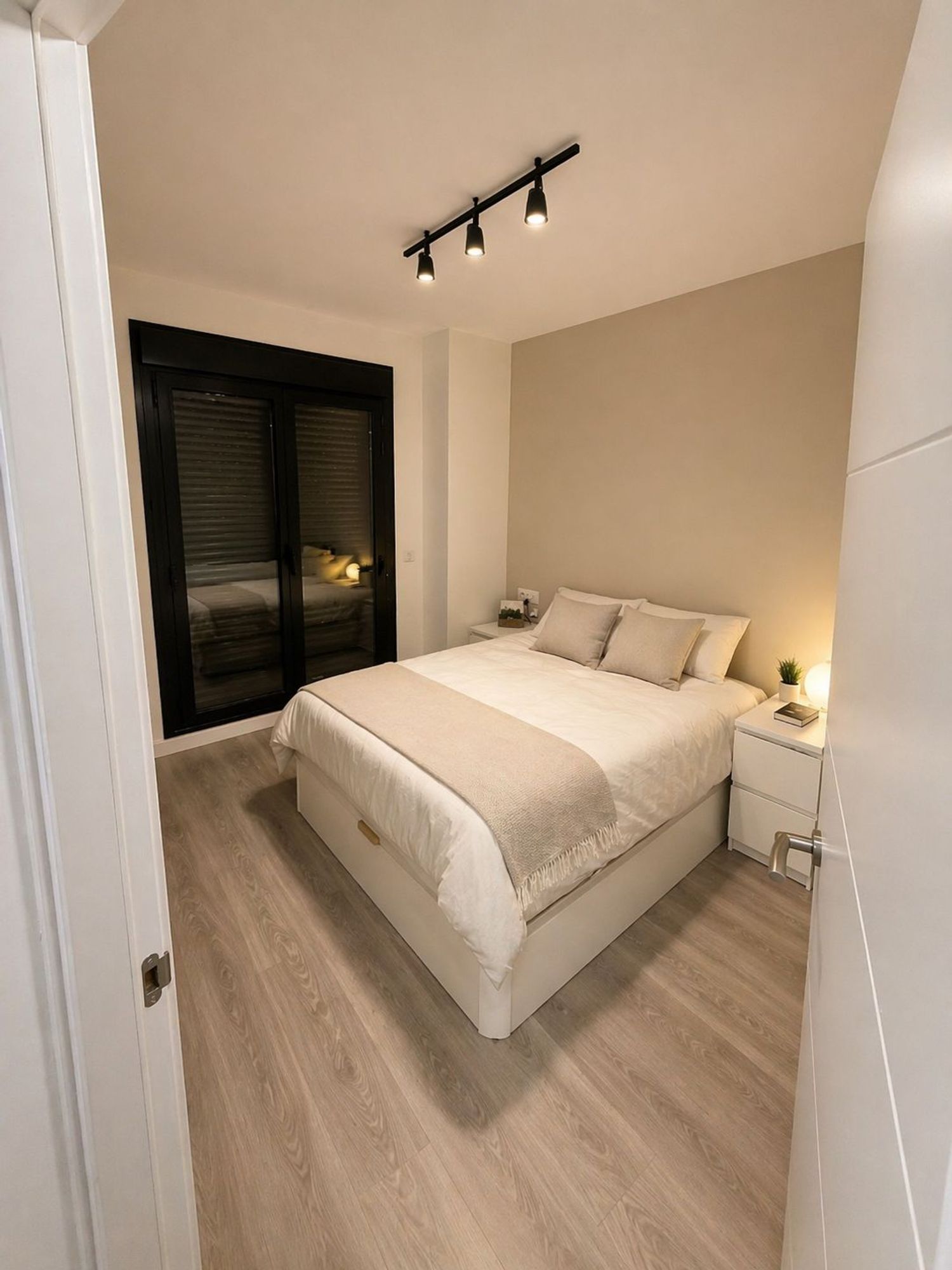 Piso en venta en Avenida de la Vía Lactea, 9006 - Foto 4