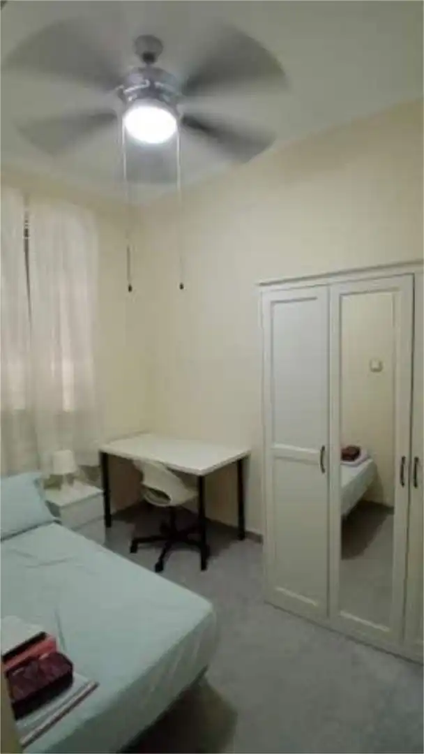 Piso en Reina Mercedes - Foto 5