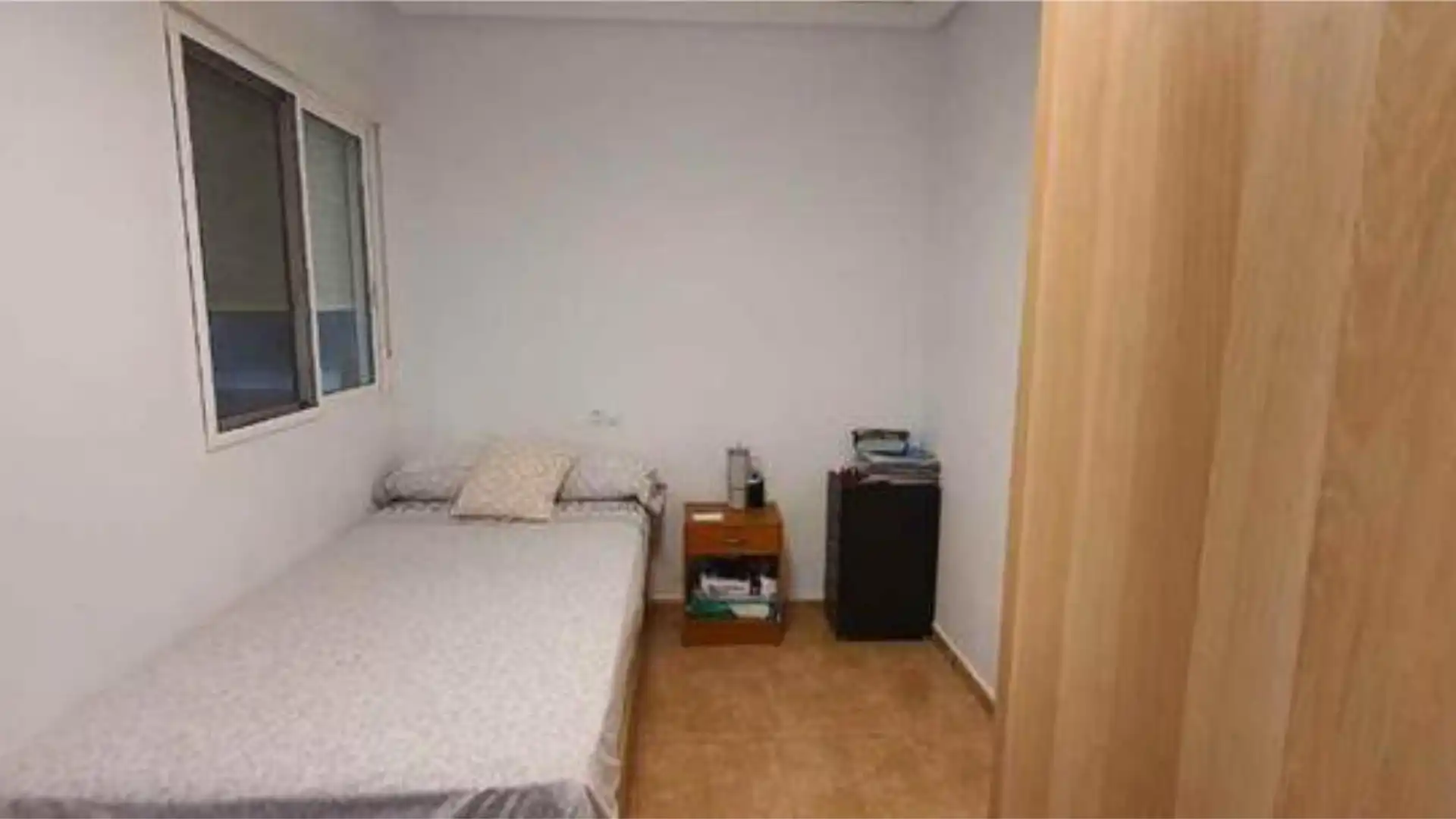 Piso en barrio - Foto 2