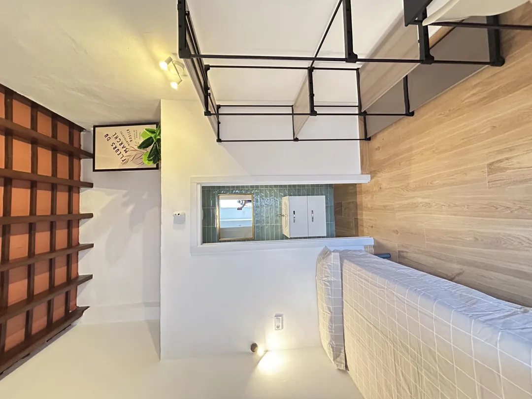 Piso en  Calle Diamantino García Acosta 50 - Foto 9