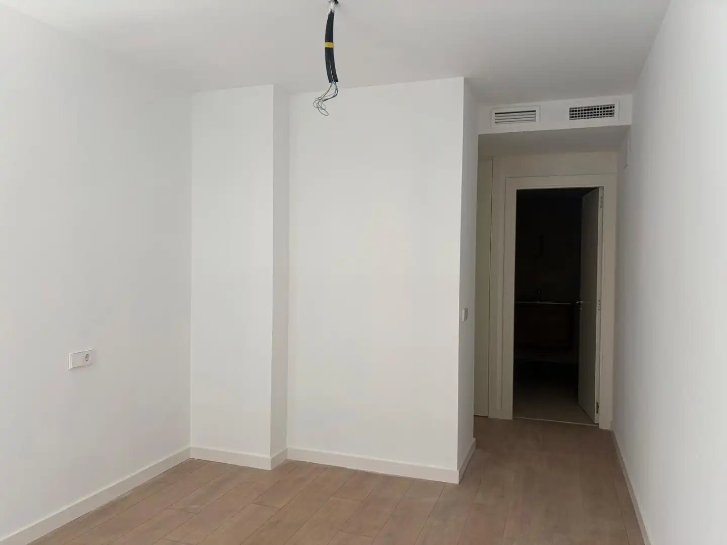 Piso en  Carrer de Tirant lo Blanch 10 - Foto 5