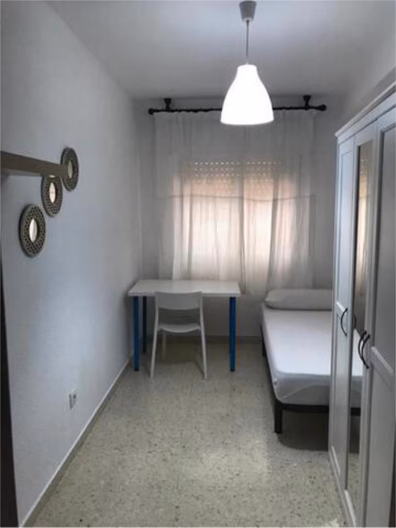 Piso en Ciudad Jardín - Foto 4