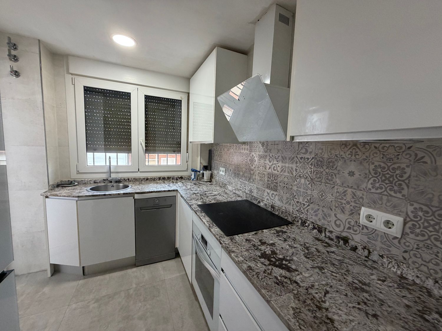 Piso en Acacias, Santa Rosa - San José - Foto 5