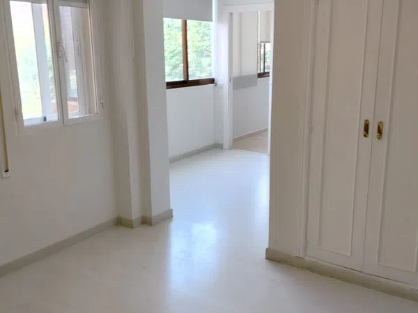 Piso en Calle Conde de las Navas - Foto 1