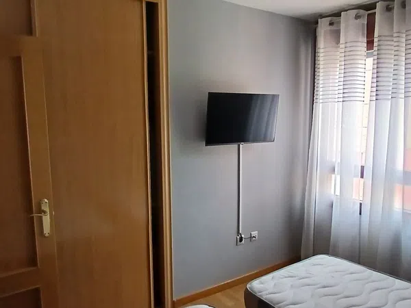 Chalet adosado en Arriondas - Foto 18
