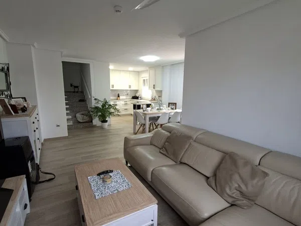 Chalet pareado en Calle Tarancon, 26, Lo Marabú - Foto 2