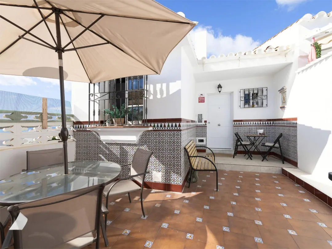 Casa adosada en  Calle Picadero 20 - Foto 4