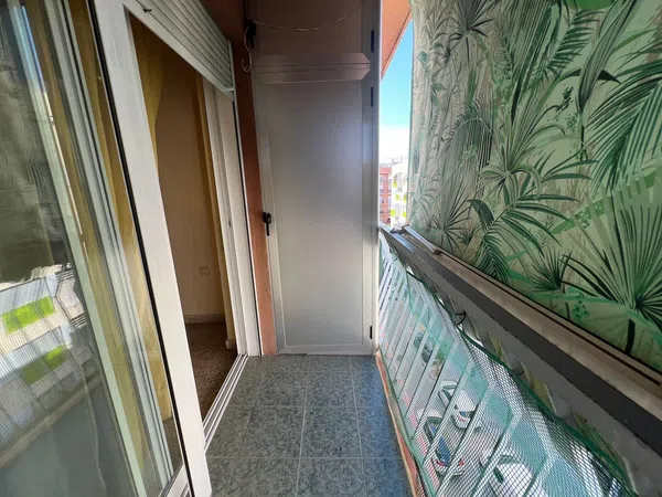 Piso en Calle de Zamora, Torrefiel - Foto 3
