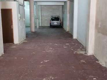 Local comercial en  Carrer del Doctor Fleming 15 - Foto 2