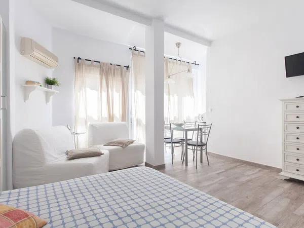 Estudio en rambla de Méndez Núñez, 43 - Foto 1