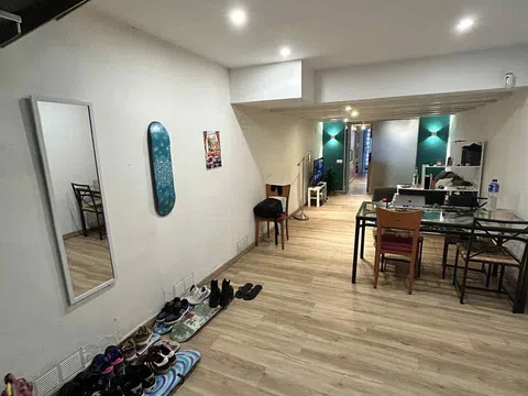 Estudio en calle de Santa Madrona, 17