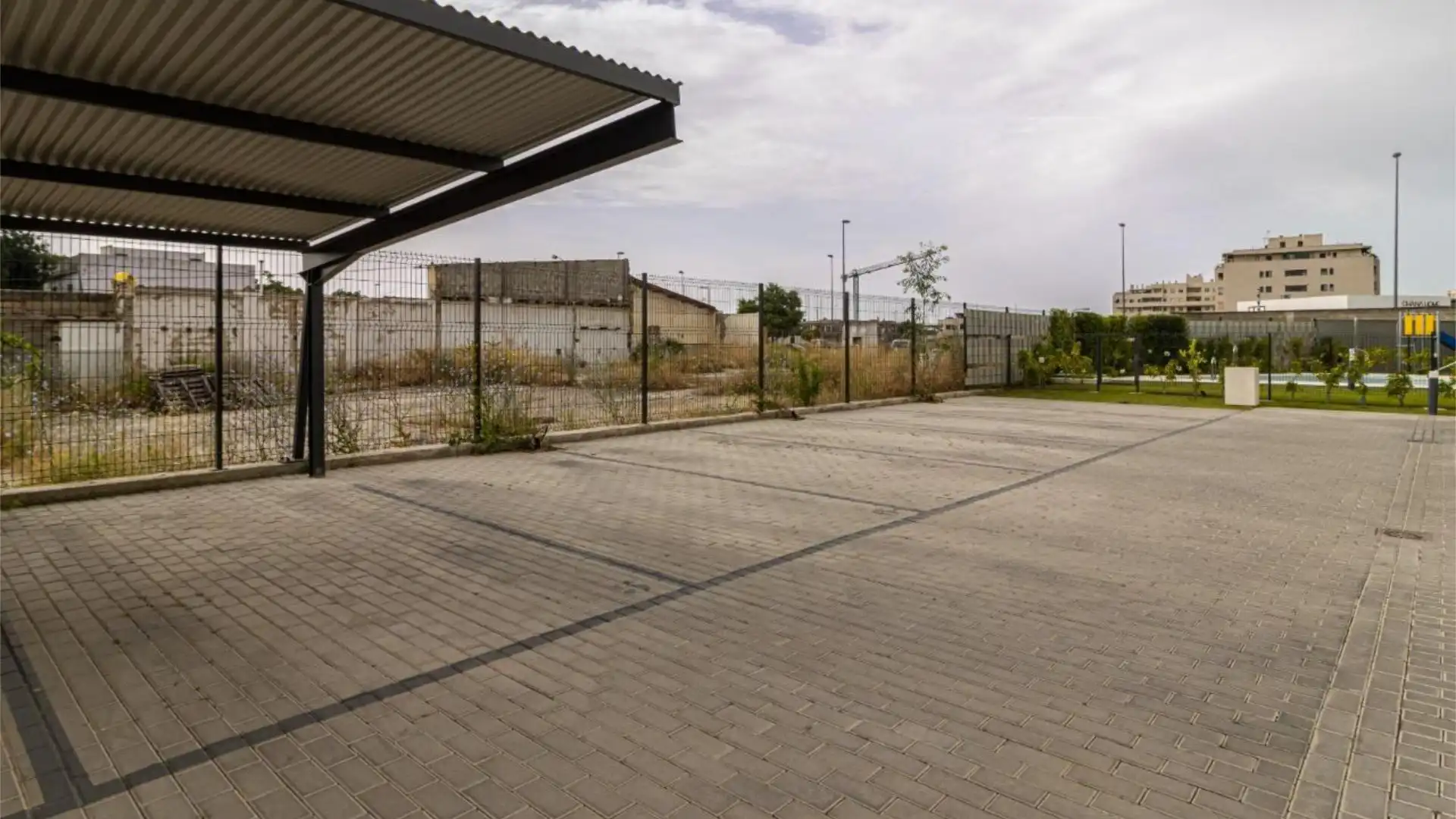 Piso en  Avenida Rey Juan Carlos I Local - Foto 5