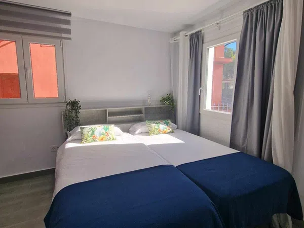 Estudio en Calle Pérez Escrich s/n - Foto 4