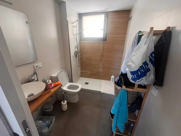 Alquiler de piso en Sant Genís Dels Agudells - Montbau - Foto 3