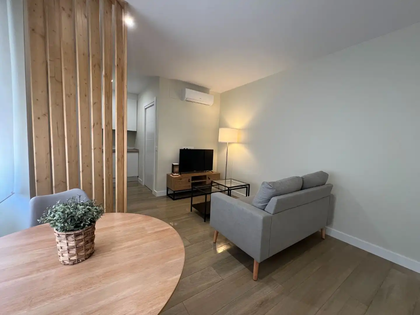 Apartamento en  Jesús Delgado Valhondo 4 - Foto 2