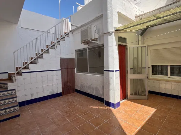Chalet adosado en Calle Genaret, 26 - Foto 1