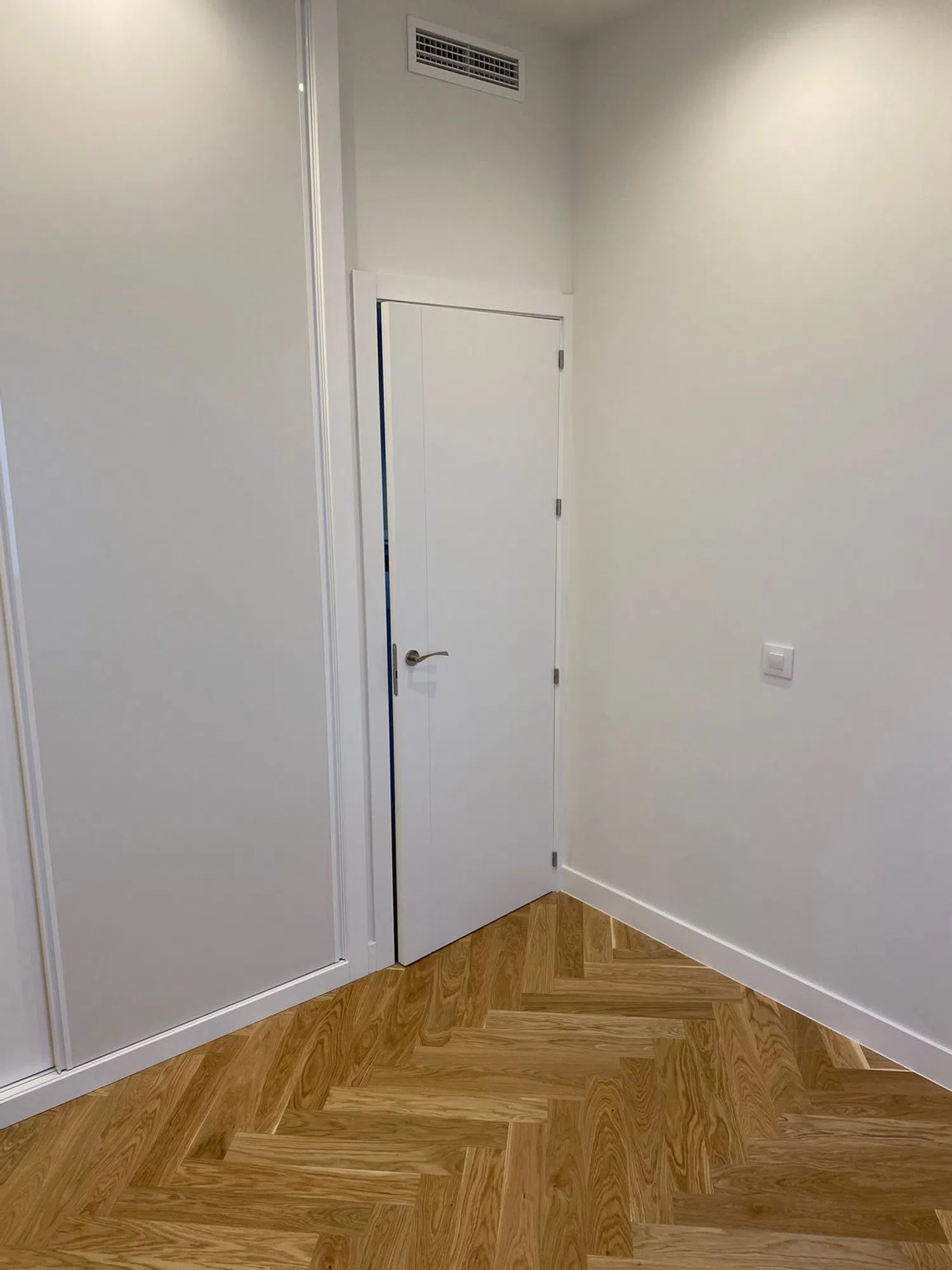 Piso en calle de María de Guzmán, 40 - Foto 16