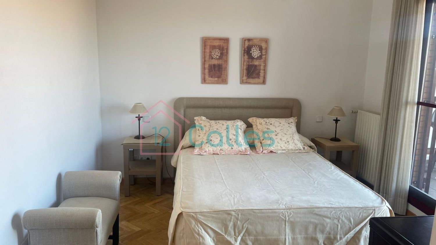 Chalet adosado en Calle Alhambra de Granada s/n, Nuevo Aranjuez-Ciudad de las Artes - Foto 19
