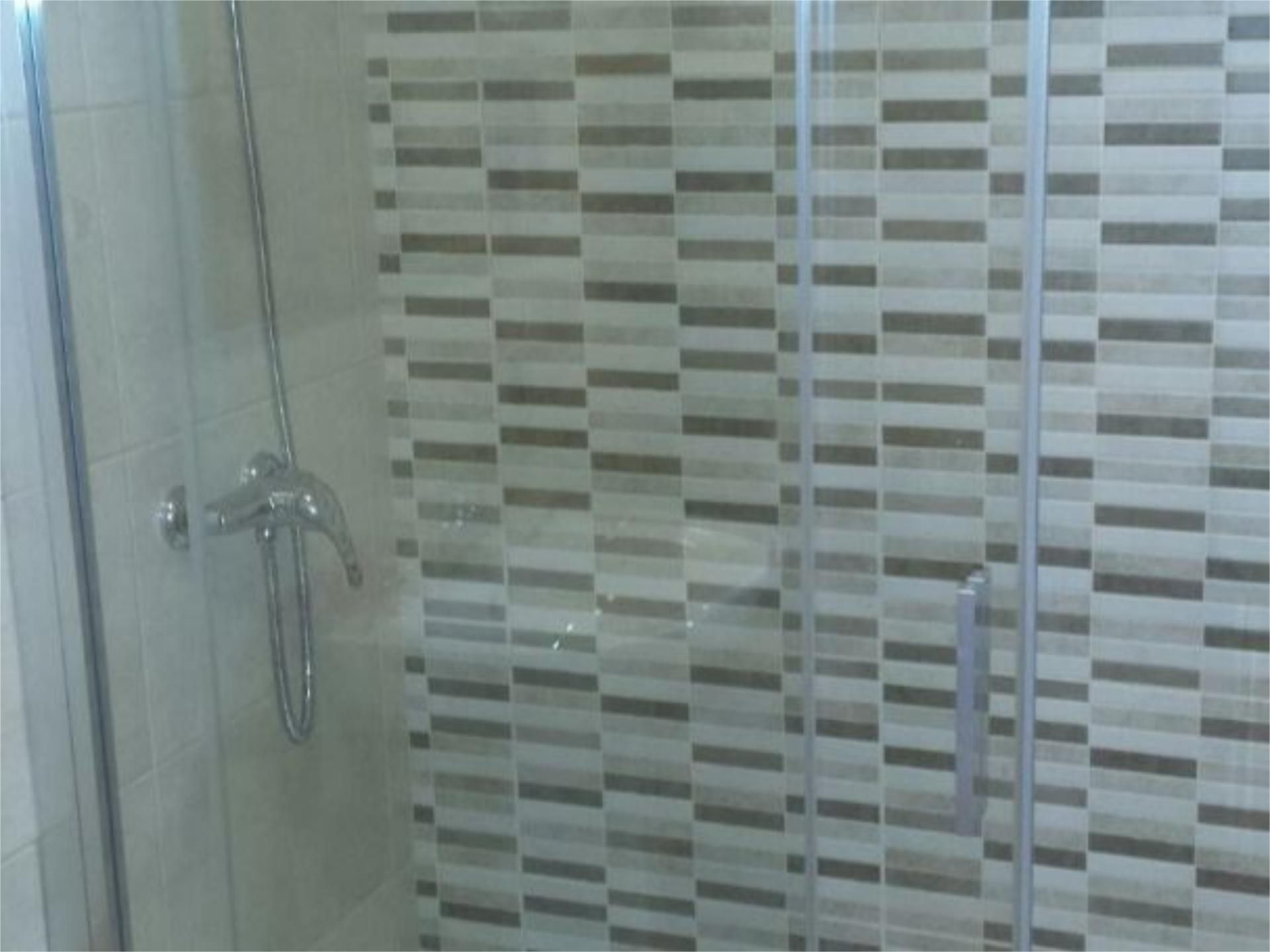 Piso en  Calle Doctor Fleming 10