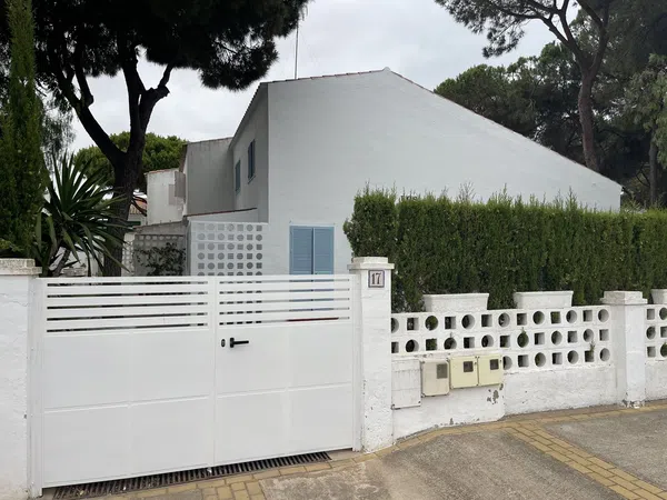 Chalet adosado en Avenida San Sebastián, 17 -3, Urbasur, Urbasur - Foto 1