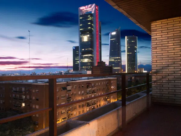 Piso en calle de Mauricio Legendre, 16