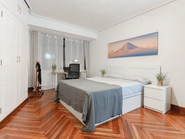 Piso en Gregorio de la Revilla Zumarkalea, 29 Gordoniz - Foto 1