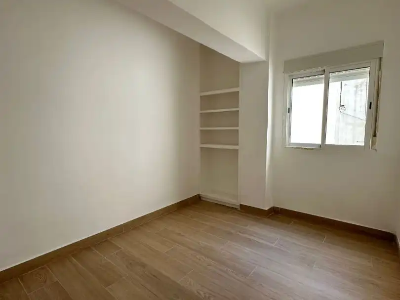 Piso en  Avinguda de Pérez Galdós 86 - Foto 4