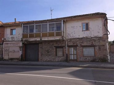 Casa adosada en  Avenida de Palencia 95 - Foto 1