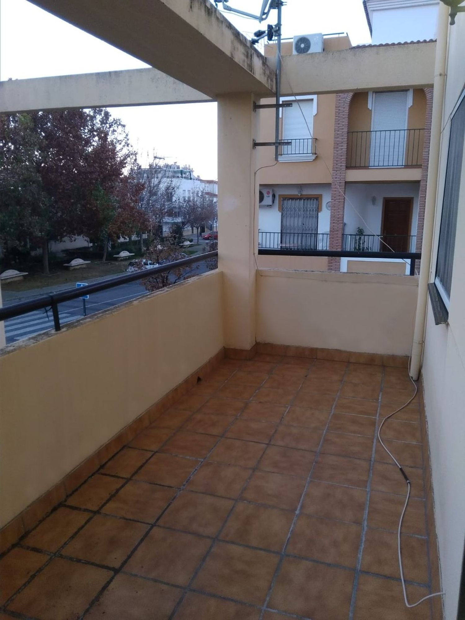 Chalet adosado en Joaquina Eguaras - Foto 16