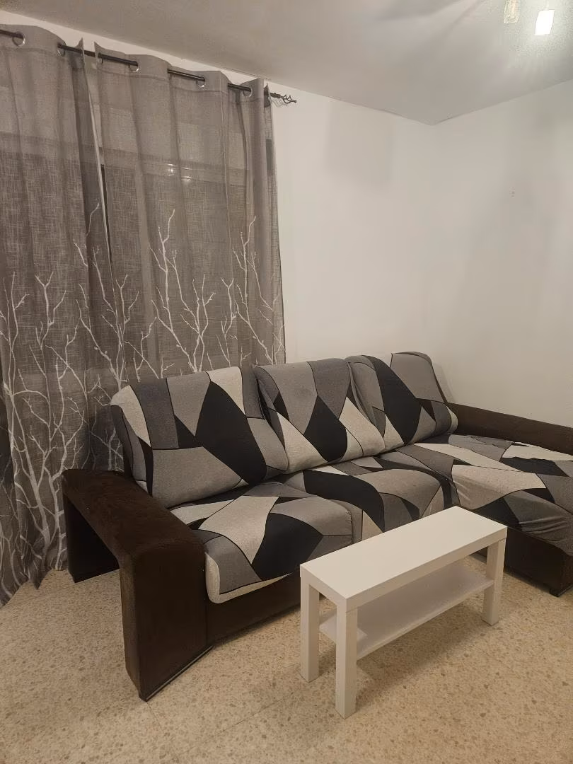 Piso en  Calle Austria 9