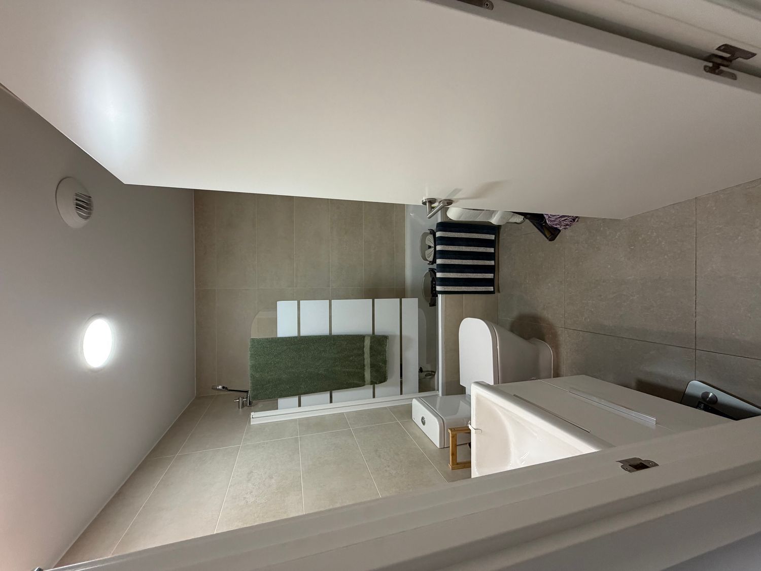 Piso en Urb. residencial oasis Barrio Emilio Lemos - Foto 3