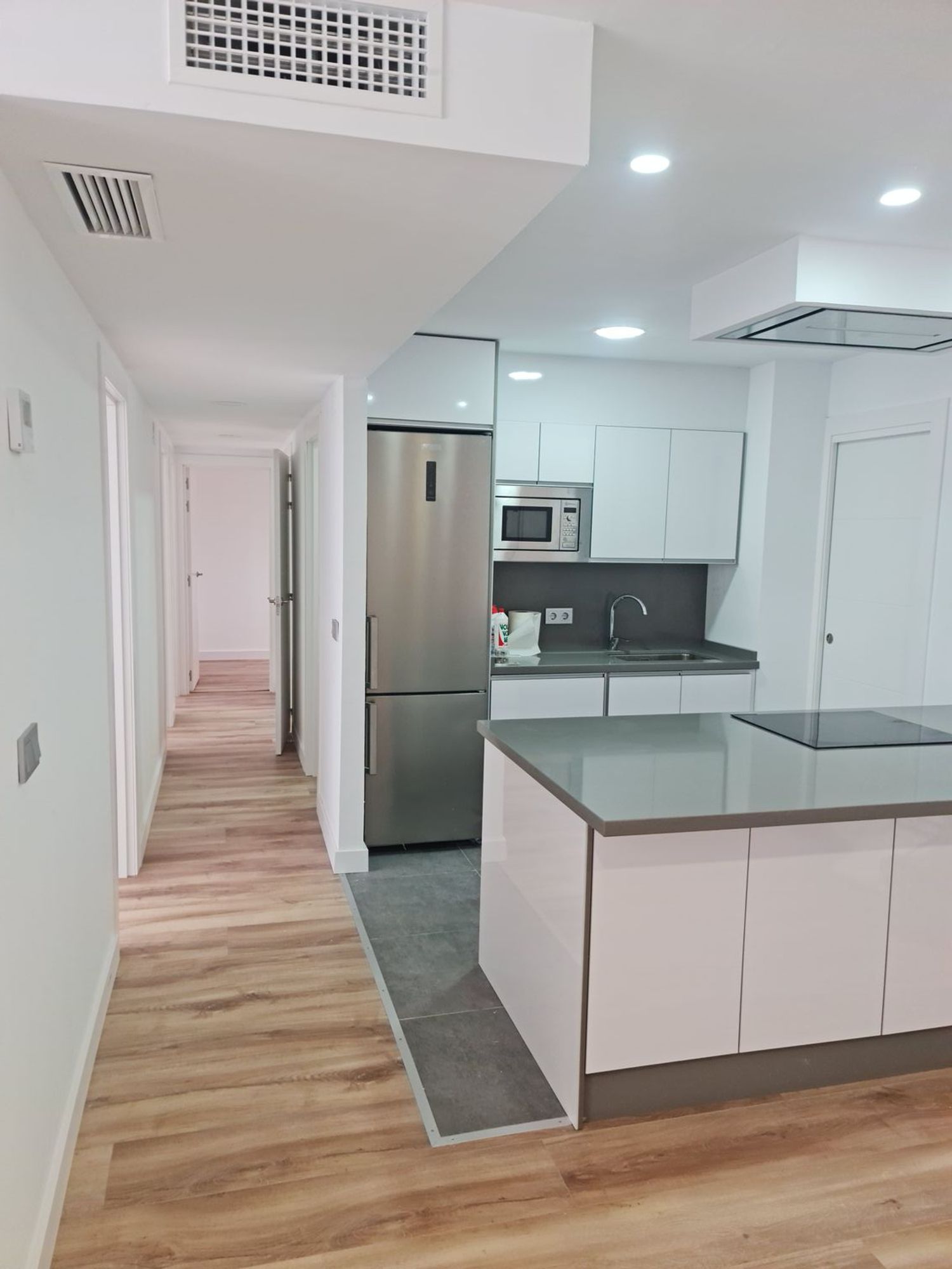 Piso en Avenida San Sebastián, 4, Los Castillejos - La Trinidad - Foto 2