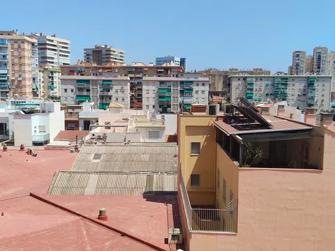 Piso en Horacio Lengo, 12