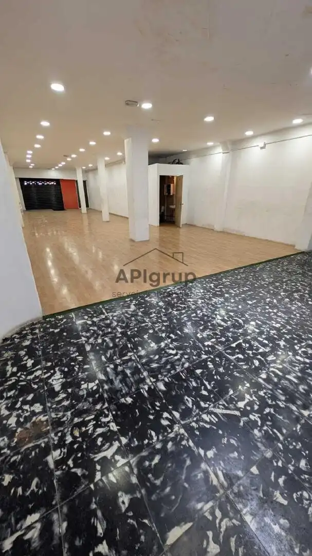Local comercial en Sabadell - Foto 32