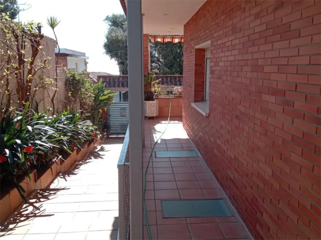 Chalet en  Carrer Holanda 3 - Foto 4