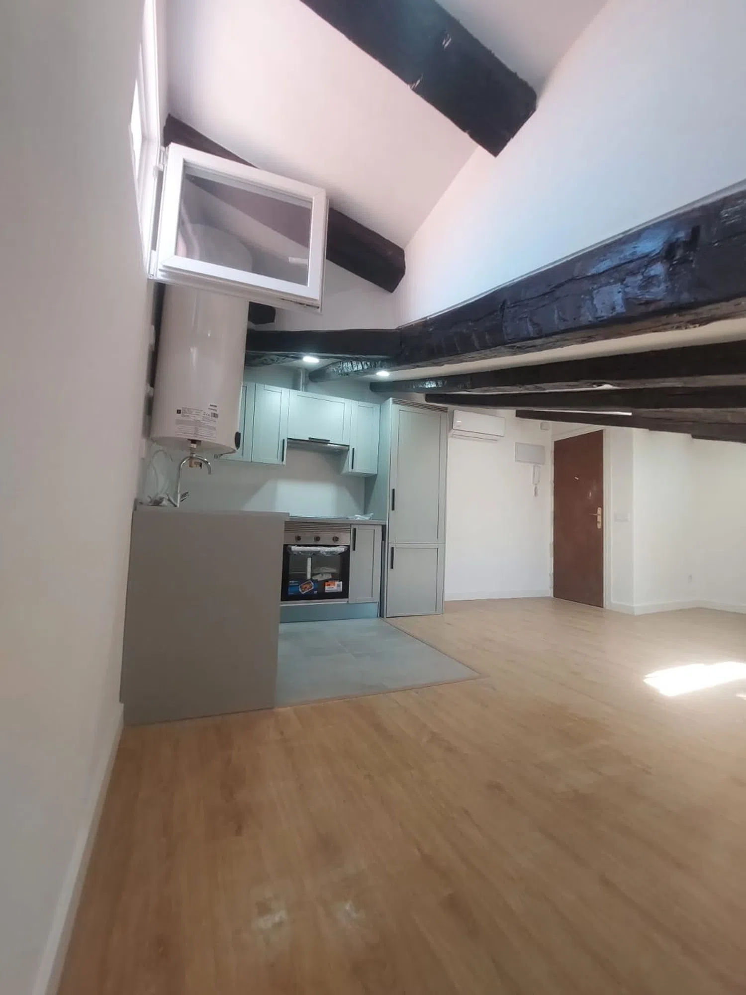 Ático en calle del Mesón de Paredes, 42 - Foto 7