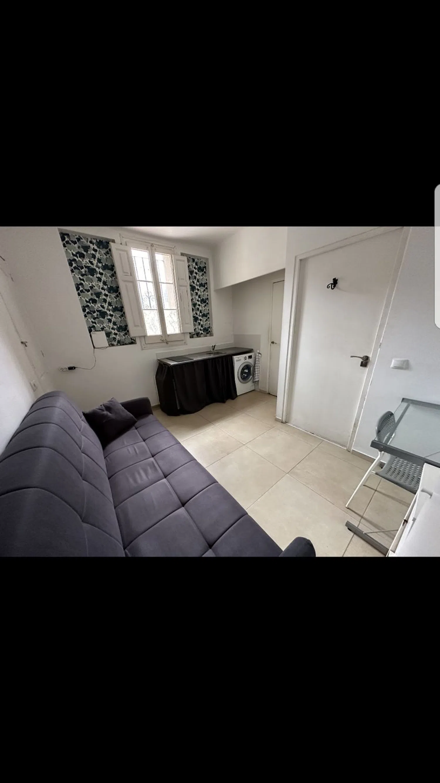 Estudio en calle de Pau Alsina, 138 - Foto 1