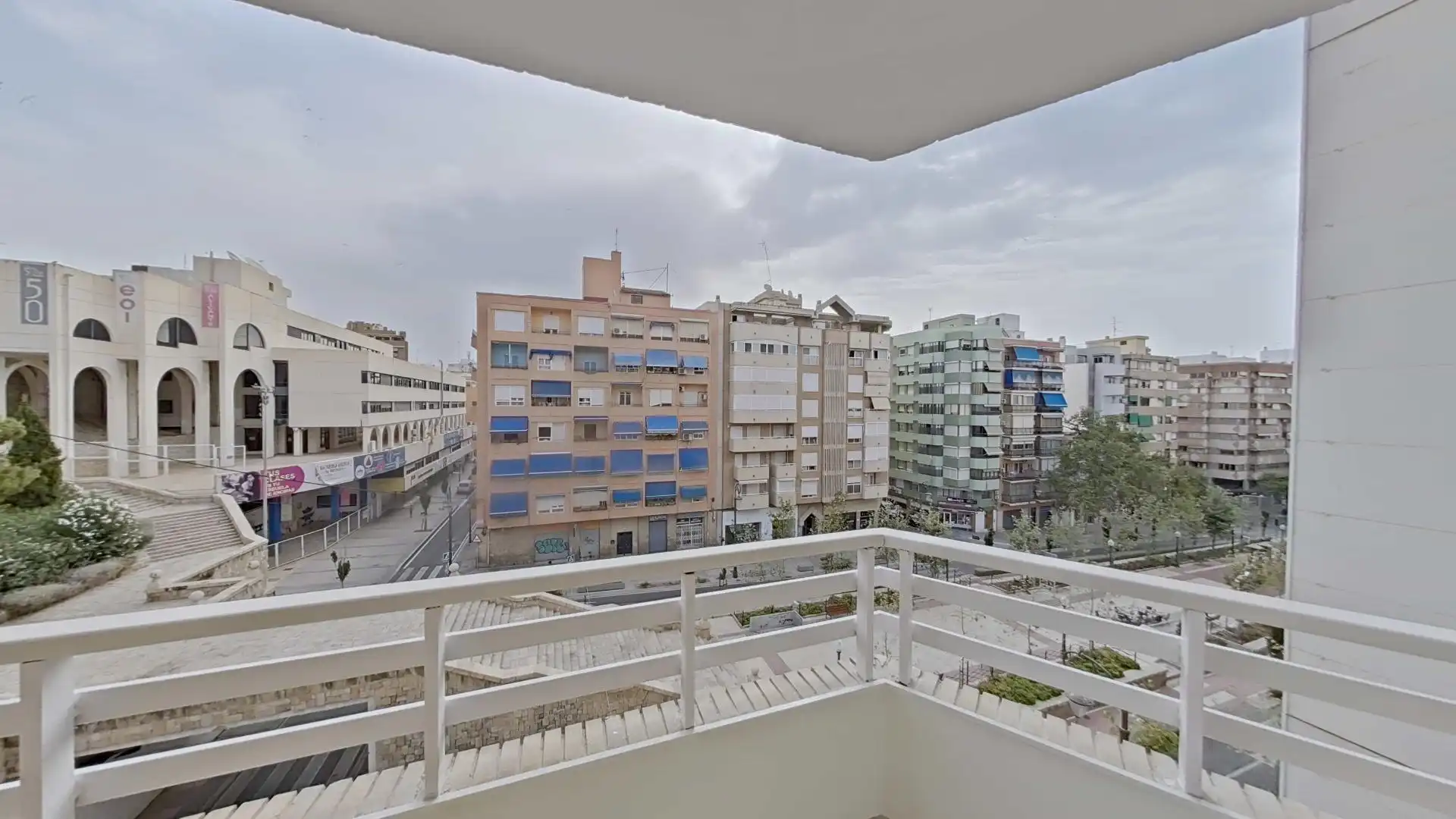Piso en  Avenida del General Marvá - Foto 2